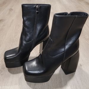 Women's Black Tall Chunky Block Heels
